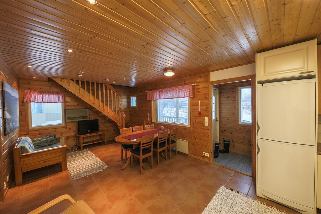 Lapinkylae Hotel Utsjoki Exterior photo